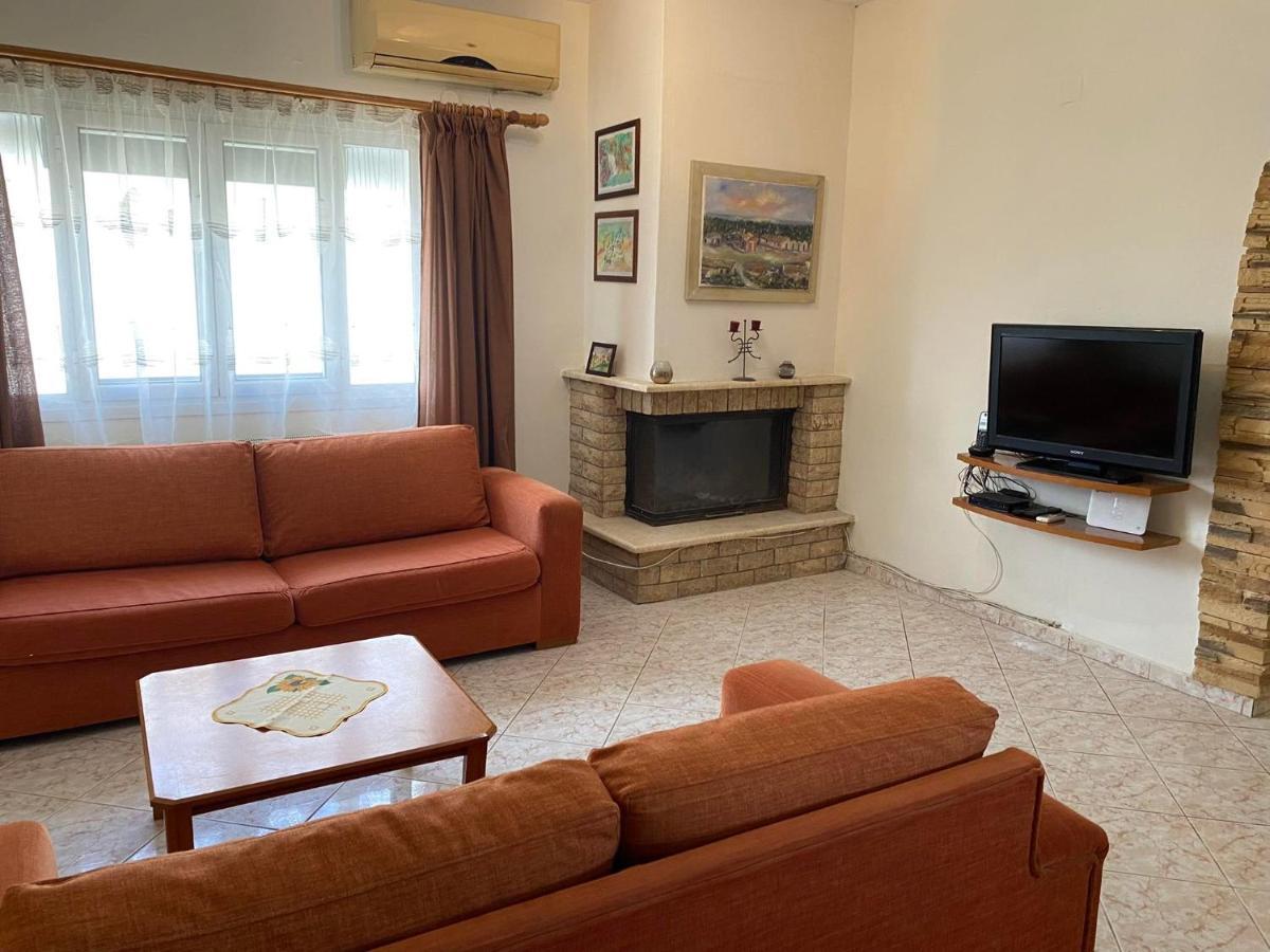 Villa Theo Маратиас Екстериор снимка